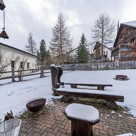 Ferienwohnung Chesa Brunzigna - Zuoz Exterior foto