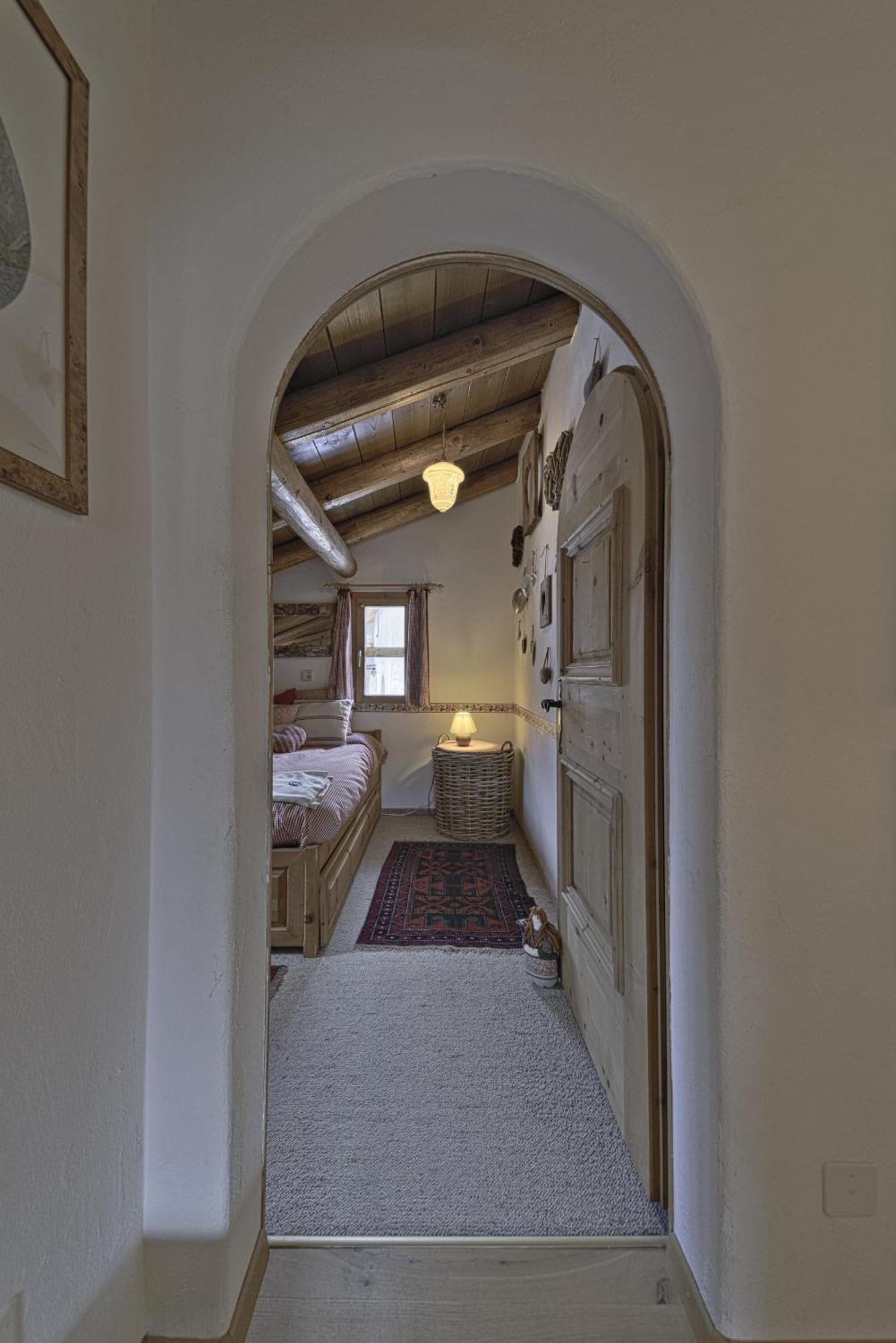 Ferienwohnung Chesa Brunzigna - Zuoz Exterior foto