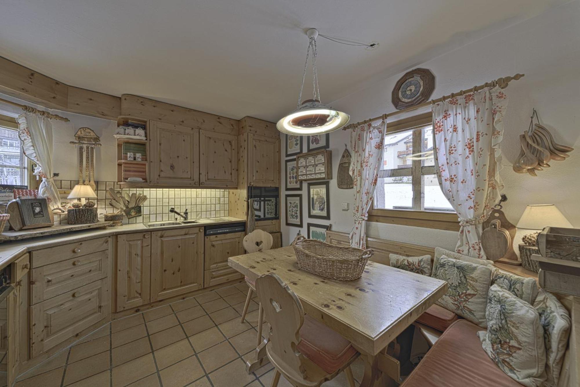 Ferienwohnung Chesa Brunzigna - Zuoz Exterior foto