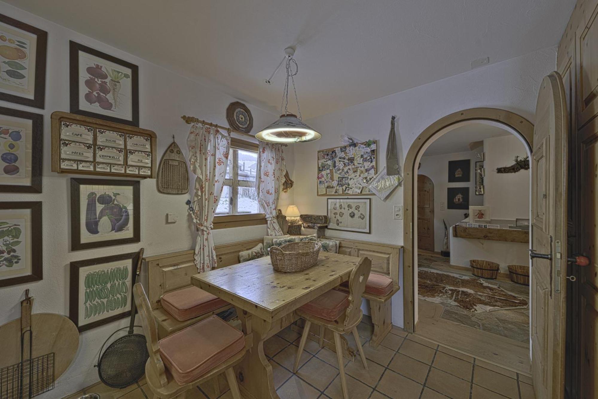 Ferienwohnung Chesa Brunzigna - Zuoz Exterior foto